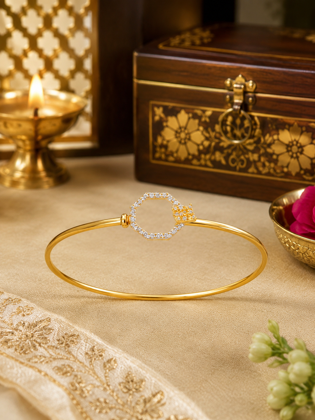 Regal Halo Open Bracelet