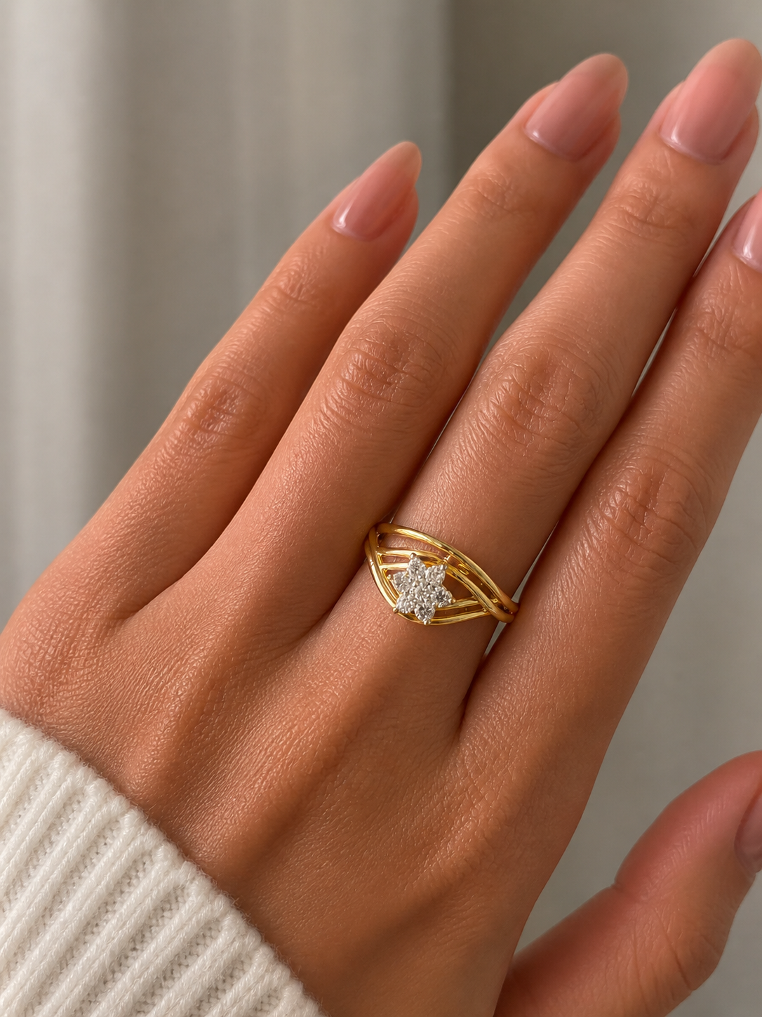 Diva diamond ring