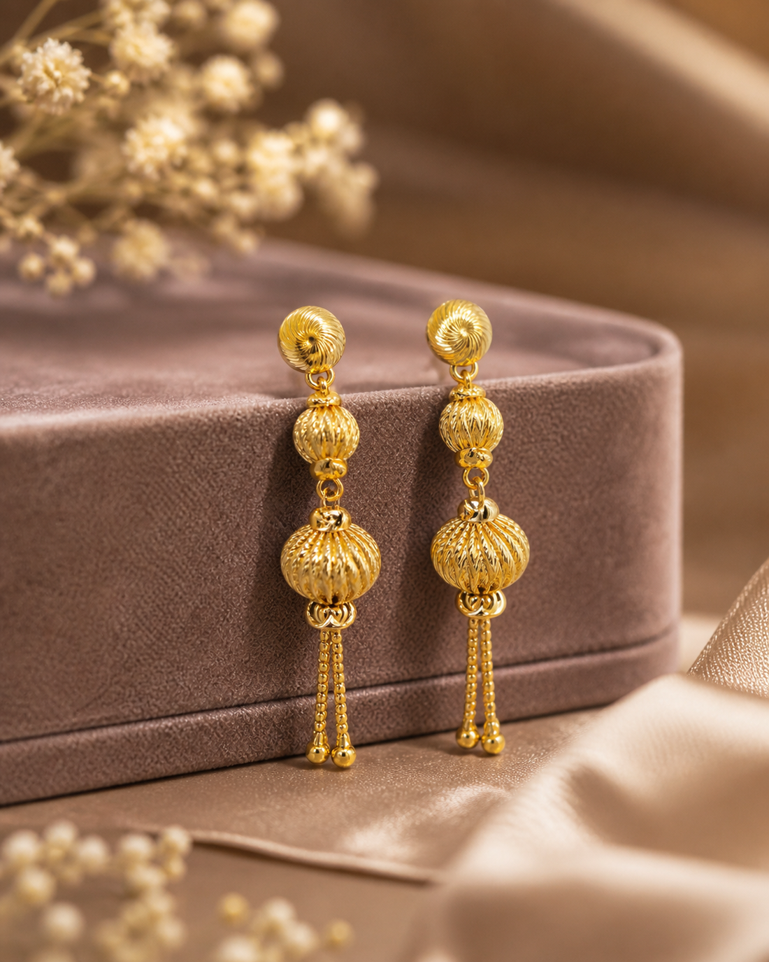 Sunehri Tassel Drops