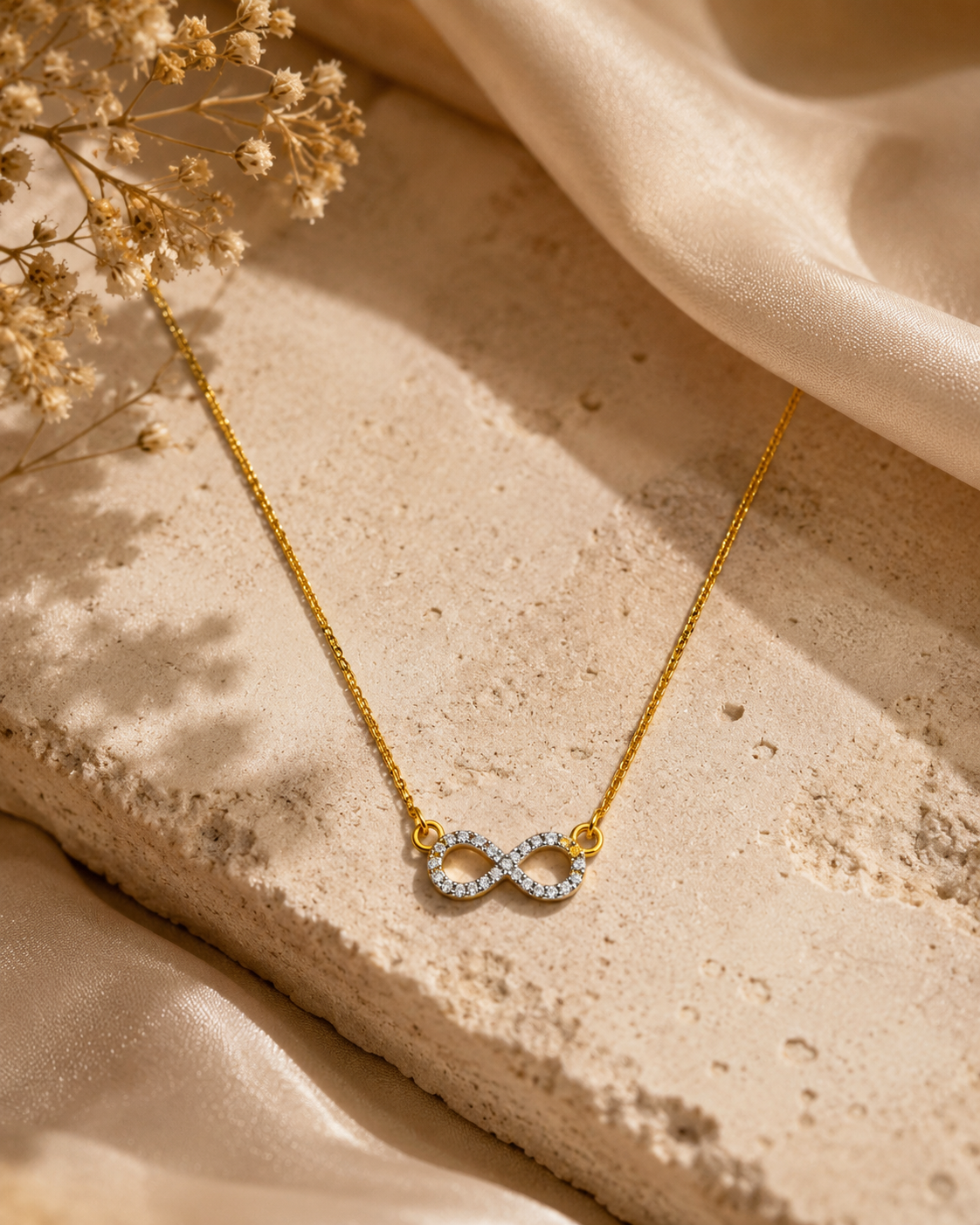 Infinity chain pendant