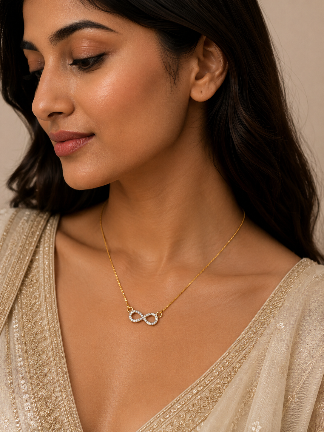 Infinity chain pendant